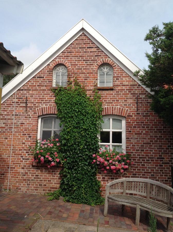 Klaassen- Ferienhaus Up Warf Emden Exteriör bild